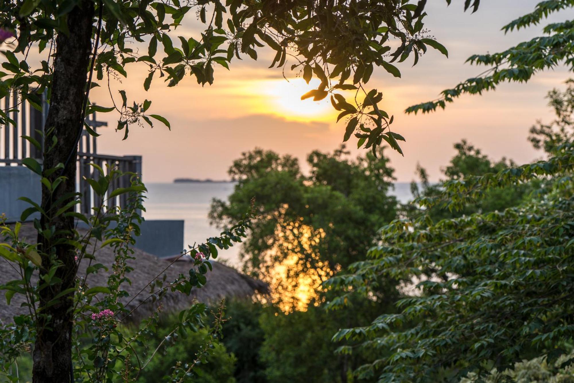 The Secret Karimunjawa Villa Екстериор снимка